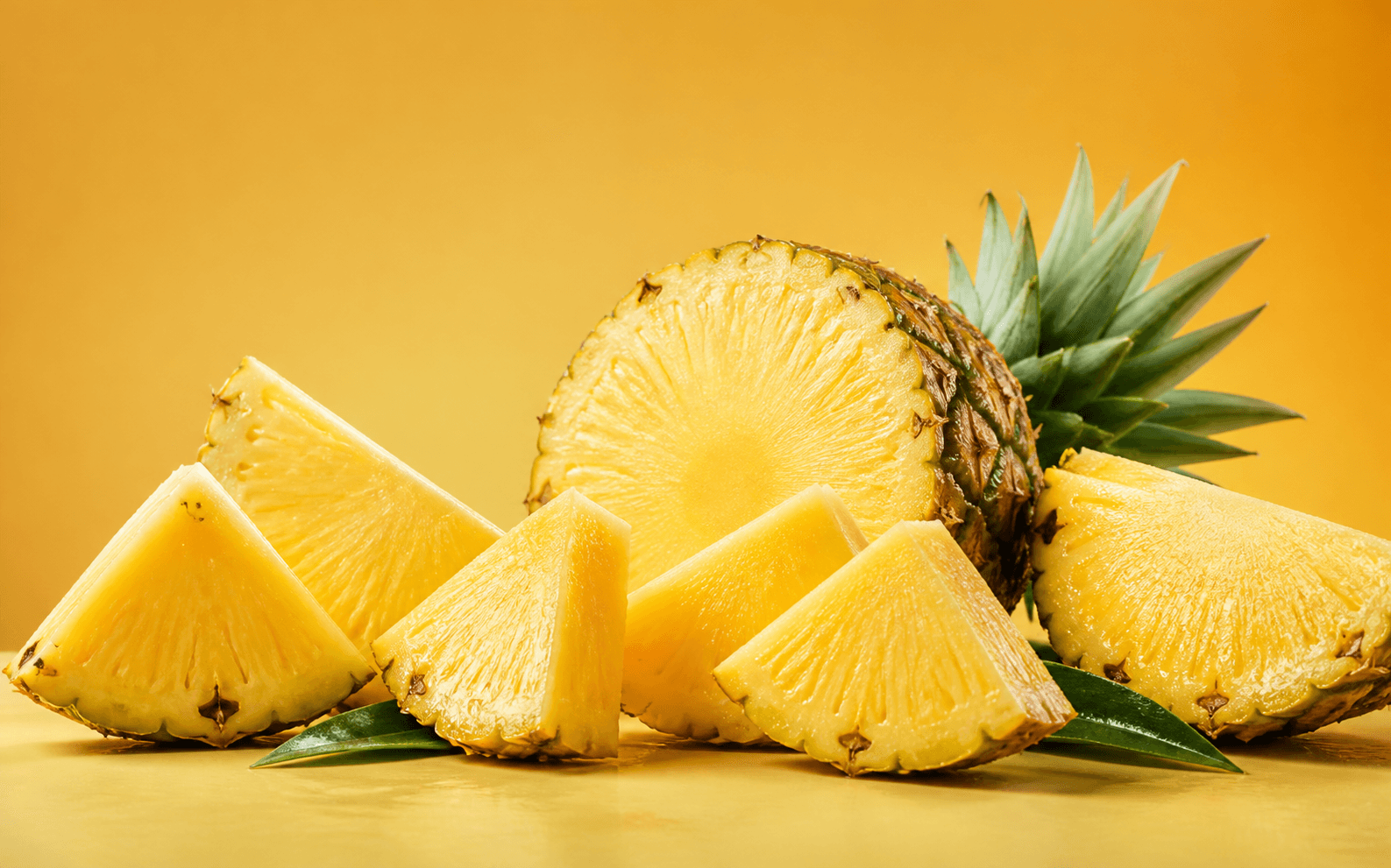 Pineapple flavor atmosphere with fresh ingredients